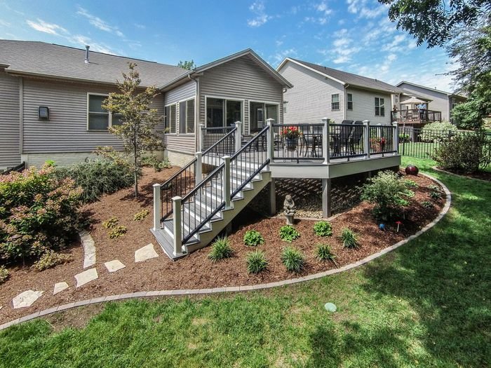 Deck Builder in Bloomington, IL